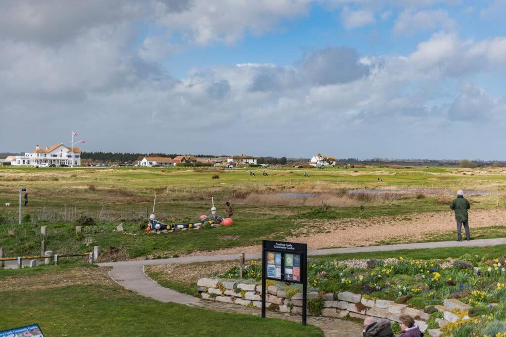 Links Bay - 100 Yards From Beach And Golf Course Deal Eksteriør billede